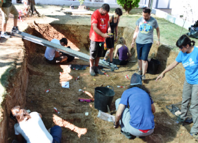 Campo de Trabajo sobre «Recuperación de la Memoria Histórica» del Instituto de la Juventud de Extremadura y ARMHEX