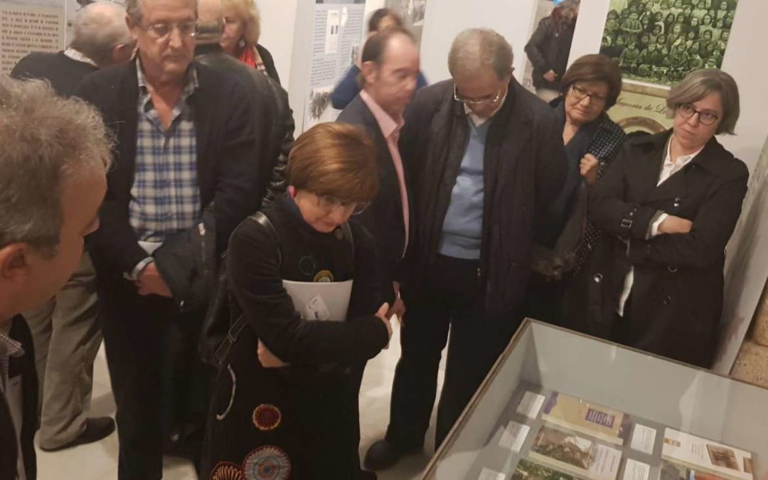 La consejera de Cultura e Igualdad inaugura en Cáceres la exposición ‘Represión franquista y memoria democrática en Extremadura’